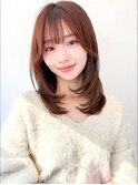 20代レイヤー◎抜け感シースルーバング×小顔アッシュ