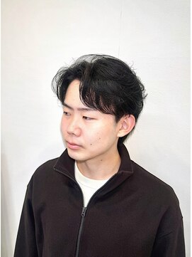 イロ メンズ 成田(iLo) 毛流れニュアンスパーマ