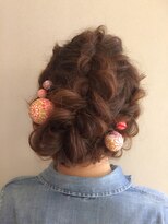 自由自在♪ 華やかおめかしスタイル♪【担当　中野千帆】