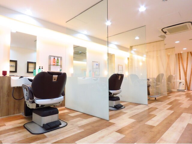 ヘアーサロンランド(Hair Salon LAND)