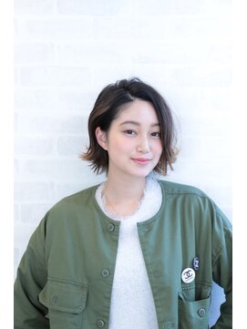 美粧 ほそや お花茶屋本店 カジュアル外ハネショート