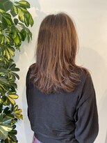 ラキ(laki) ピンクベージュ×シルキーストカール