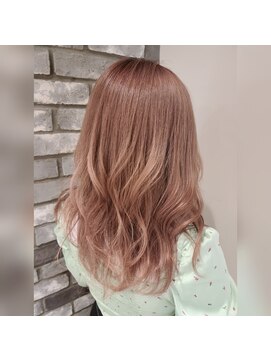 ネオリーブルカ 御茶ノ水店(Neolive Luca) ケアブリーチでダメージ激減!"ピンクベージュカラー"