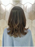 【ロングヘア】くびれロングレイヤー
