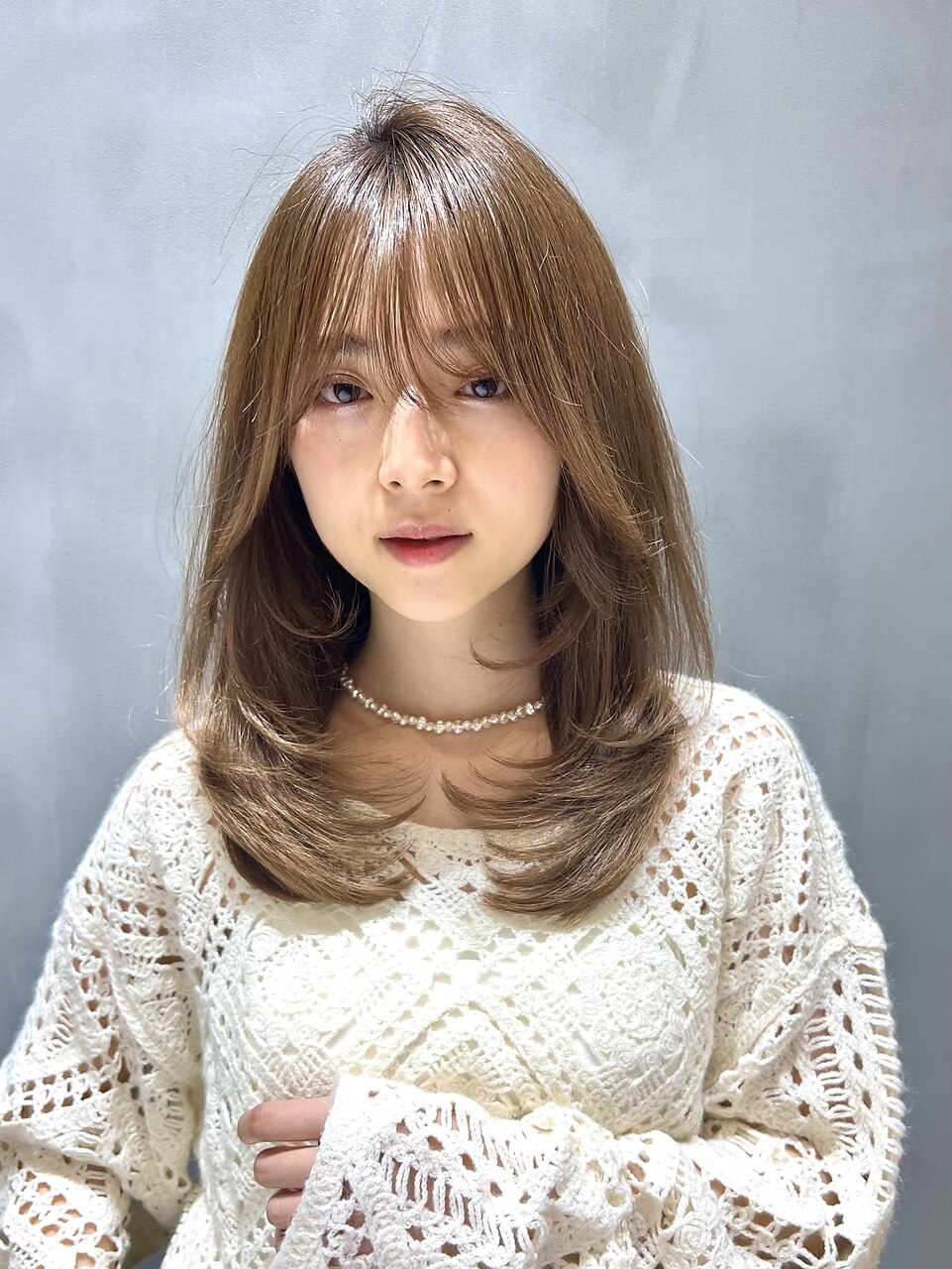 ナチュラル レイヤーカット オンニ 20代30代40代 ウルフ 産毛 ナチュラル レイヤーカット オンニ 20代30代40代 ウルフ 産毛