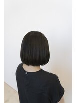 ビーヒアナウ N゜03 金沢駅西店(BE HERE NOW)&nbsp;大人小顔カーキーグレー×ナチュラルボブ×前下がりボブ20代30代