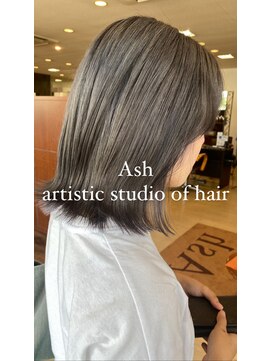 アッシュ アーティスティック スタジオ オブ ヘア(Ash artistic studio of hair) ハイトーンカラー　グレー