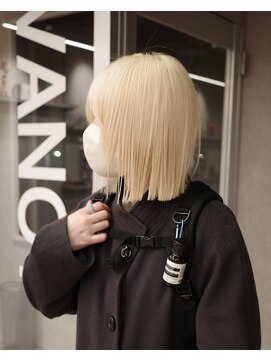 ヴァンシィー(VANCY) 抜きっぱなしブロンド