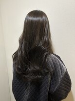 シェノン 西梅田(CHAINON) オリーブベージュ.ブールブラック.レイヤーカット