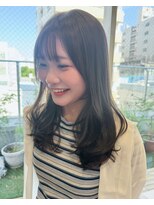 バイオレット 栄店(Violet)&nbsp;ミディアムレイヤー レイヤーカット ベージュカラー KO-1