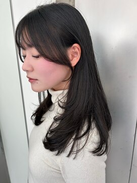 ビューナゴヤ 名駅(VIEW NAGOYA) 黒髪/ボブルフ/小顔/おくれ毛/顔まわりカット/レイヤーカット