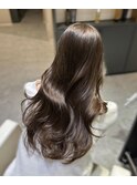 オリーブベージュ