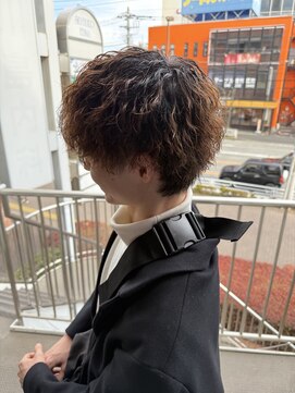 アイズ 海老名(AIZU) ツイストスパイラルパーマ メンズパーマ メンズヘア マッシュ