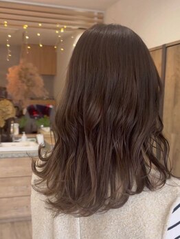 ヘアサロン アンフェール(Hair Salon Amfaire)の写真/大人女性の髪のお悩みに合わせて、豊富な知識でお悩みを解決します♪大人女性の魅力を引き出す＊