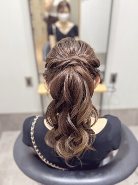 モナルダ(Monarda) 10代20代30代/ヘアセット/結婚式/パーティ【岡山】