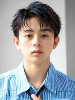 オーシャントーキョー サニー 原宿(OCEAN TOKYO Sunny)&nbsp;フェザーパーマセンターパートスパイキーショート