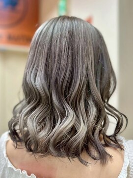 エターナルバイマティーナ(Eternal by MATINA) 【スモーキーグレー/エンドカラー/こなれミディ】池袋美容室