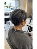 30代40代メンズセンターパートメッシュホワイトハイライト