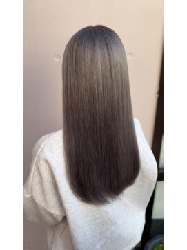 リエル(Liere) グレージュカラー【髪質改善】