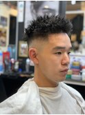 スパイキーショートヘアー