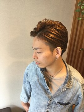 フルール(Fleur) ツーブロック×簡単オールバック