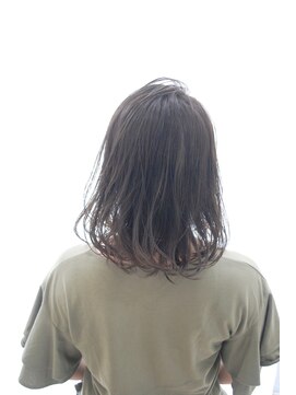 ニーナ せんげん台(nina) 30代40代50代　大人可愛い☆ウェット質感な無造作ミデイアム