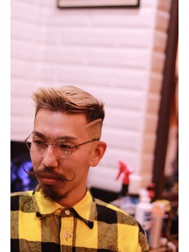 イーストサイドバーバーショップ(EAST SIDE BARBER SHOP) スキンフェード