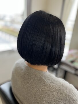 コア フィール ア デイ(COIFFURE A DAY) 【ナチュラルボブ】M3D髪質改善