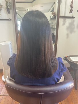 美容室 メザミー MESAMIES 大人可愛い透明感立体感ナチュラルブラウン☆エアストレート