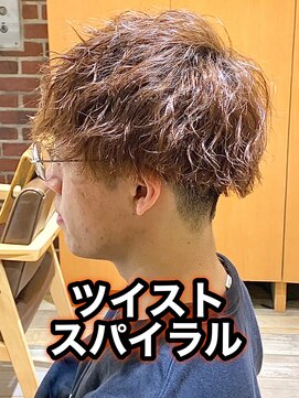 リスタバイネオリーブ 浅草(Re:sta by neolive) ソフトツイスパツイストスパイラル縦落ちツイスパメンズパーマ