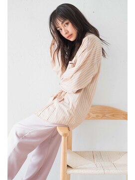 ヘアデザイン ソラ(Sola) 大人可愛いノースタイリングヘア×暗髪ブラウンカラー