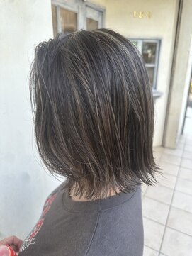 エイミーバイアフロート(amie by afloat) コントラスト抜群◎グレージュハイライト