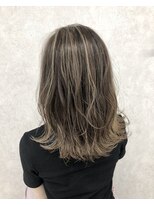 デイズ(DAYS)&nbsp;ナチュラルバレイヤージュ　ミルクティーベージュ