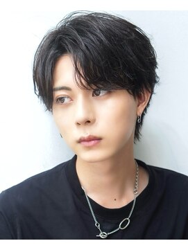 オーシャントーキョー 渋谷神南(OCEAN TOKYO) 韓国ヘアカルマパーマカルマバングセンターパート黒髪ウルフ