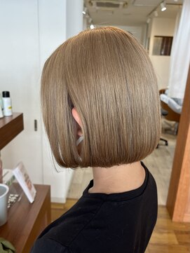ソワン ドゥ ブレス エルネ 立花店(soin de brace elne) シナモンベージュ