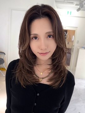 シー 萩原店(sea) ハイライトカラーミルクティーベージュレイヤーカット