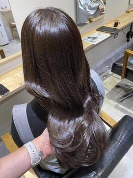 リタ(rita.) まつだて/チョコレートカラー/艶髪/レイヤー