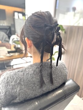 コティ(Kotii) タイトにまとめた大人可愛いカチモリアレンジ♪