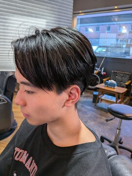 黒髪/ナチュラルセンターパート