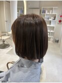 艶感ブラウンのまとまりボブ