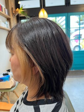 マーブルヘアー(Marble hair) ミディアムショートウルフ