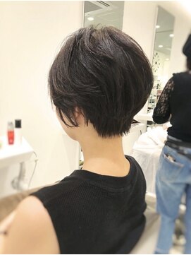 レアリバイケンジ(leali by KENJE) クセをいかしたショート