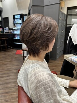 シュープ アニュー ラスパ太田川店(SHOOP anyu) ショートウルフ