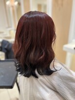アッシュ 中目黒店(Ash)&nbsp;レッド×ブラックの裾カラー