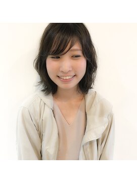 ザ ファースト(The FIRST) 外ハネエアリーボブ