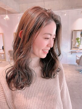 ナブラ(NABLA) 透け感 ふわミディ