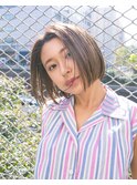切りっぱなし前髪センターパートボブ/オリーブカラー