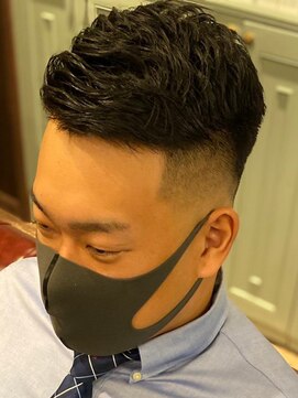 バーバーリング メソッド(BARBERING METHOD) ビジネスマンにオススメのフェードカットスタイル