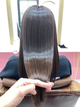 ザトエル 栄(THE TOEL) 髪質改善トキメキの艶髪