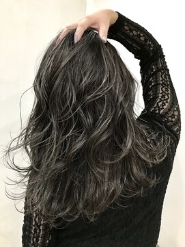 エスアイ(S.i) デザインカラー ［五条駅/京都駅/七条駅/四条駅/烏丸駅］